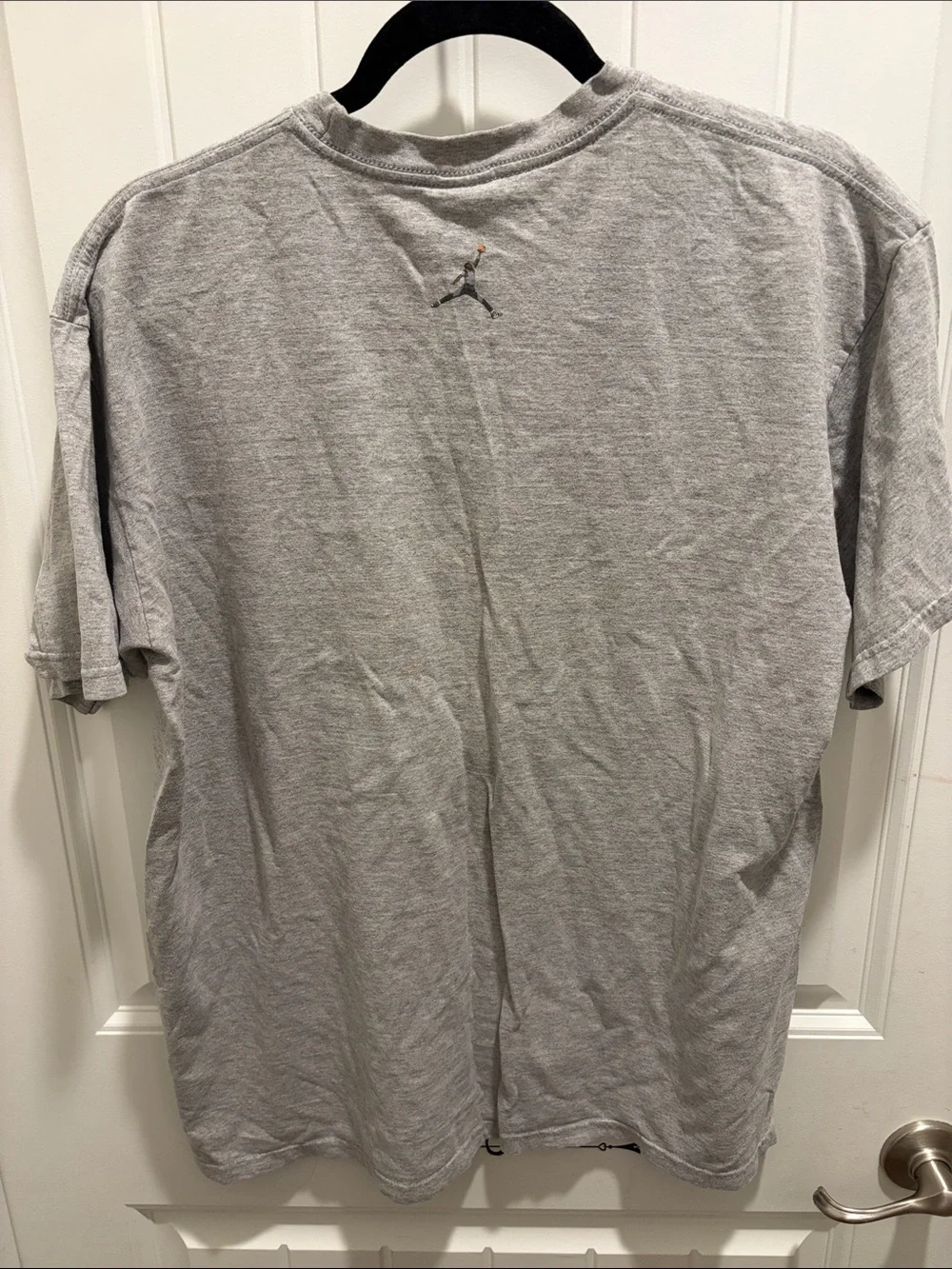 Jordan Brand Retro 1 Gray Short Sleeve Air Jordan 1 Wings Logo Tee size L
